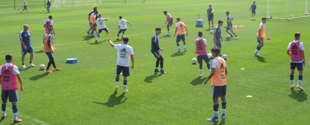 En qué consiste el entrenamiento físico de un futbolista?